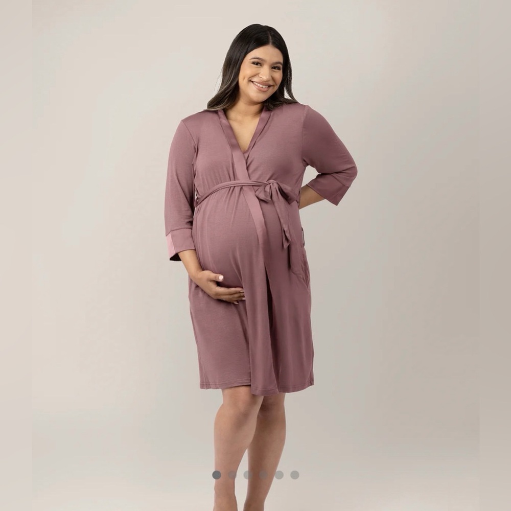 Kindred Bravely Emmaline Maternity Postpartum Robe, Plum, Size S/M, NWOT